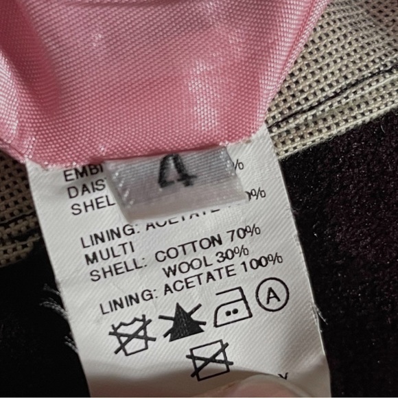 Helen Wang Embroidered Daisy Floral Pencil Skirt with Ribbon Detail Size 4 - Picture 11 of 12